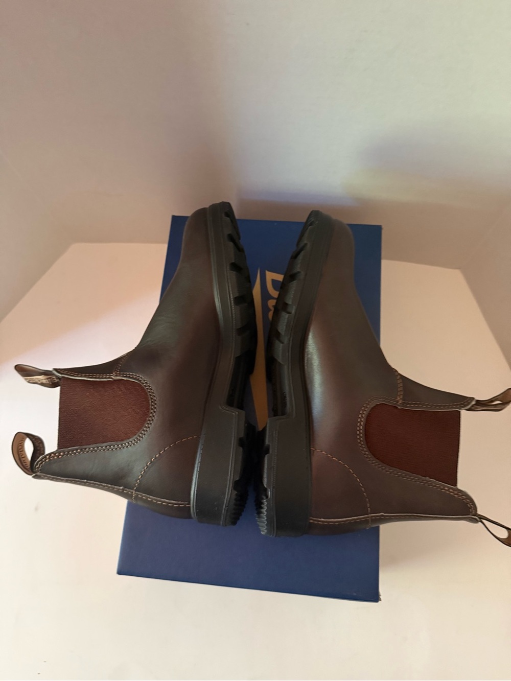 Blundstone Unisex Brown Leather Chelsea Boots US Men’s 6, US Women’s 8 NEW - Picture 7 of 8